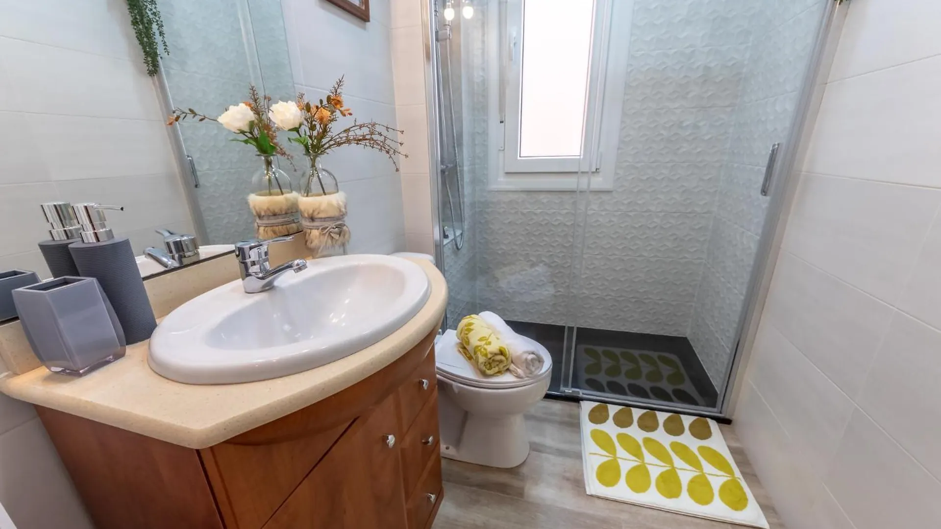 Homestay Apartamento Con Garaje En Barakaldo Kasa Txiki Spain